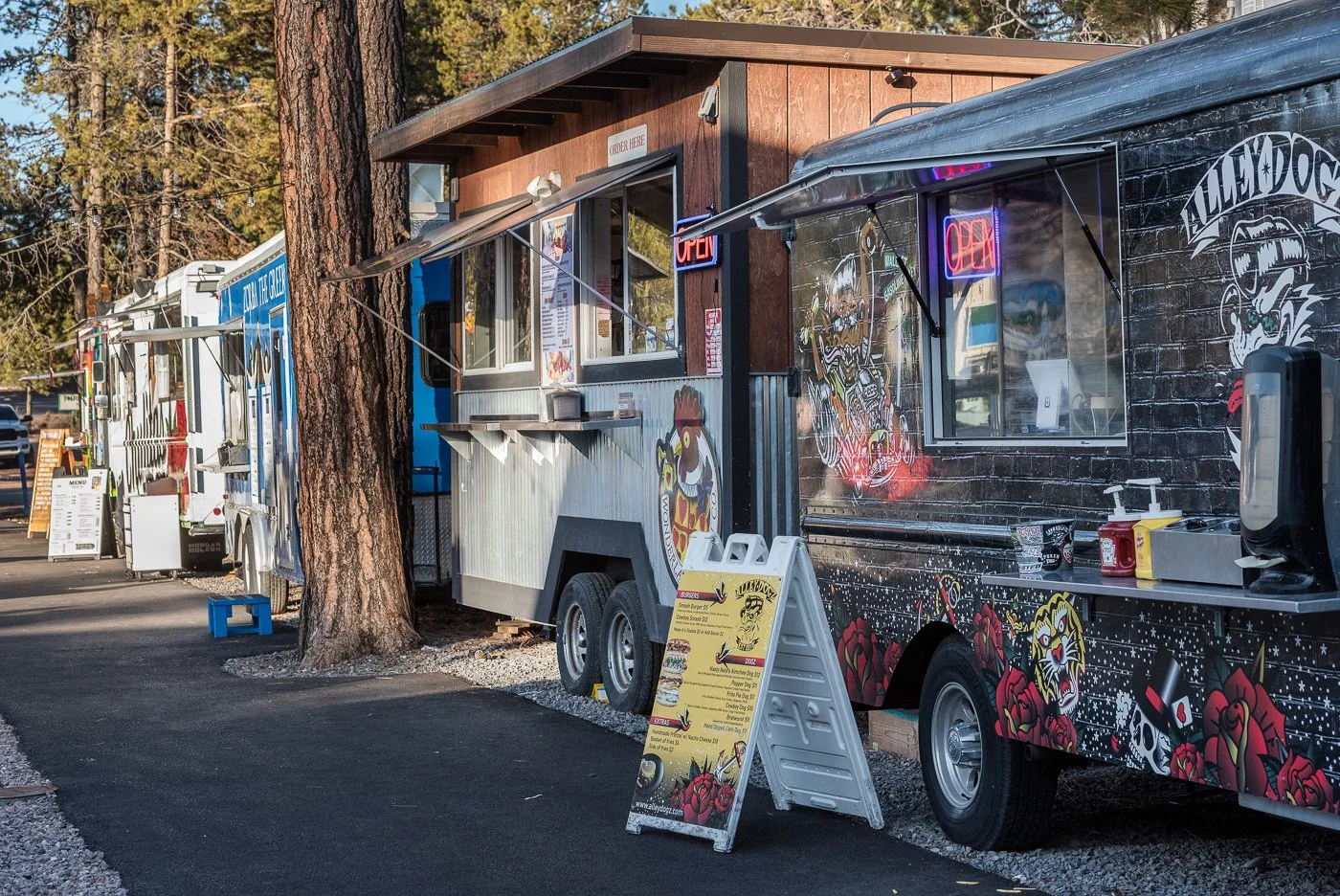 Outdoor food trucks and beer taps